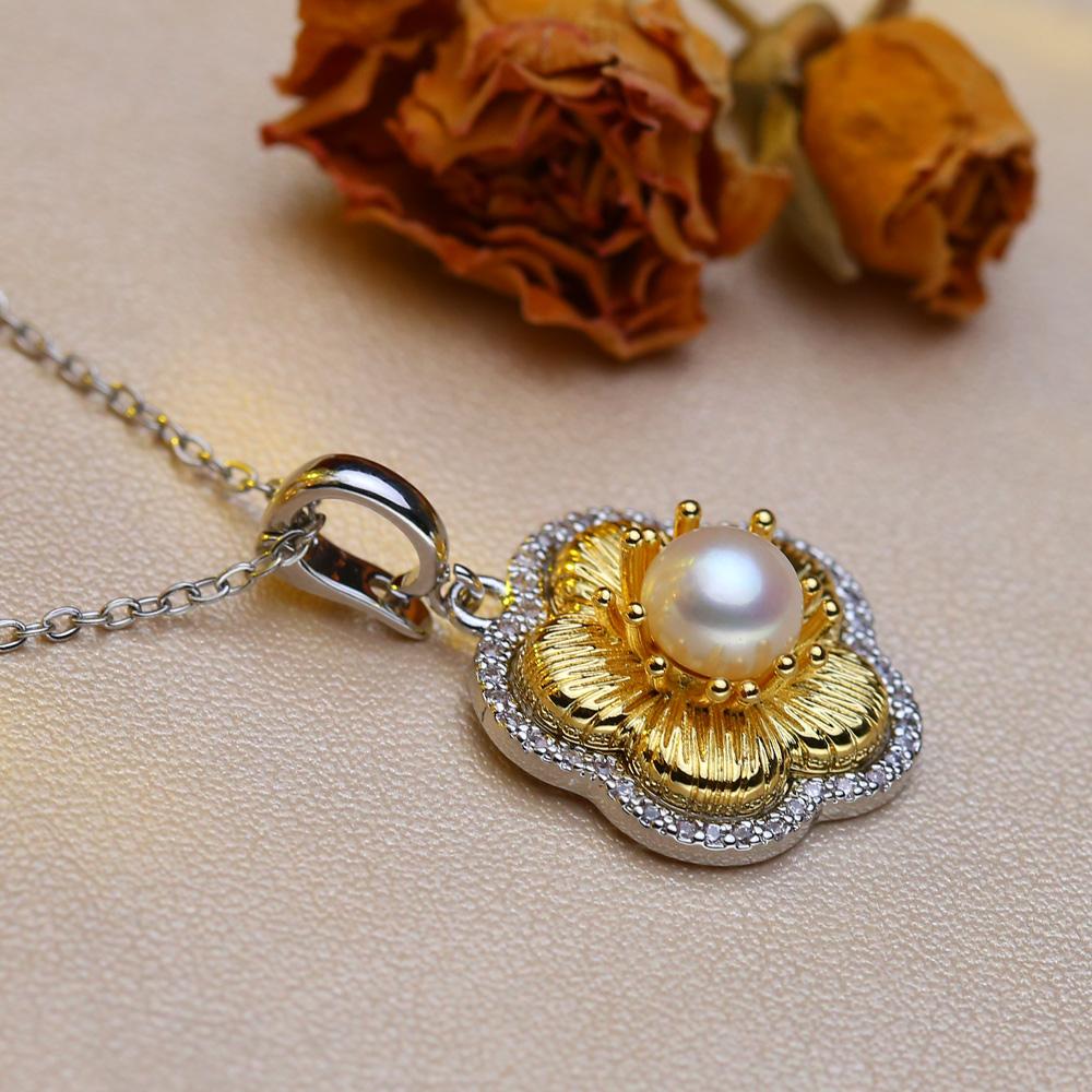SENIKO Collane di perle barocche di grandi dimensioni d'acqua dolce naturale per donna Ciondolo con zirconi cubici di fiori alla moda con catena regalo di compleanno