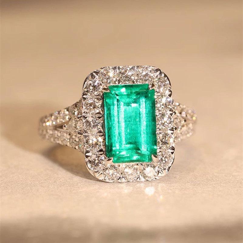 Light luxury retro emerald ring for women, creative square zircon ring, wedding anniversary gift