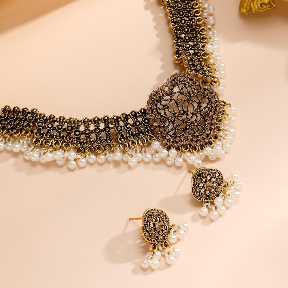 Imitation Pearl Rhinestone Necklace Earrings Luxury Choker Necklace Set Retro Jewelry Set  Party