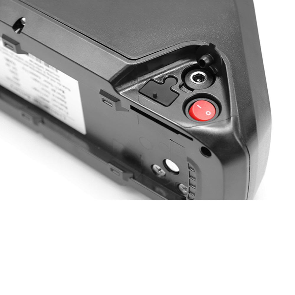 EMOKO EC27 20Ah Battery,comes Standard with a 3A Charger; IF Paired with a 48V 500W Motor,it Offers a Range of Up To 90km.