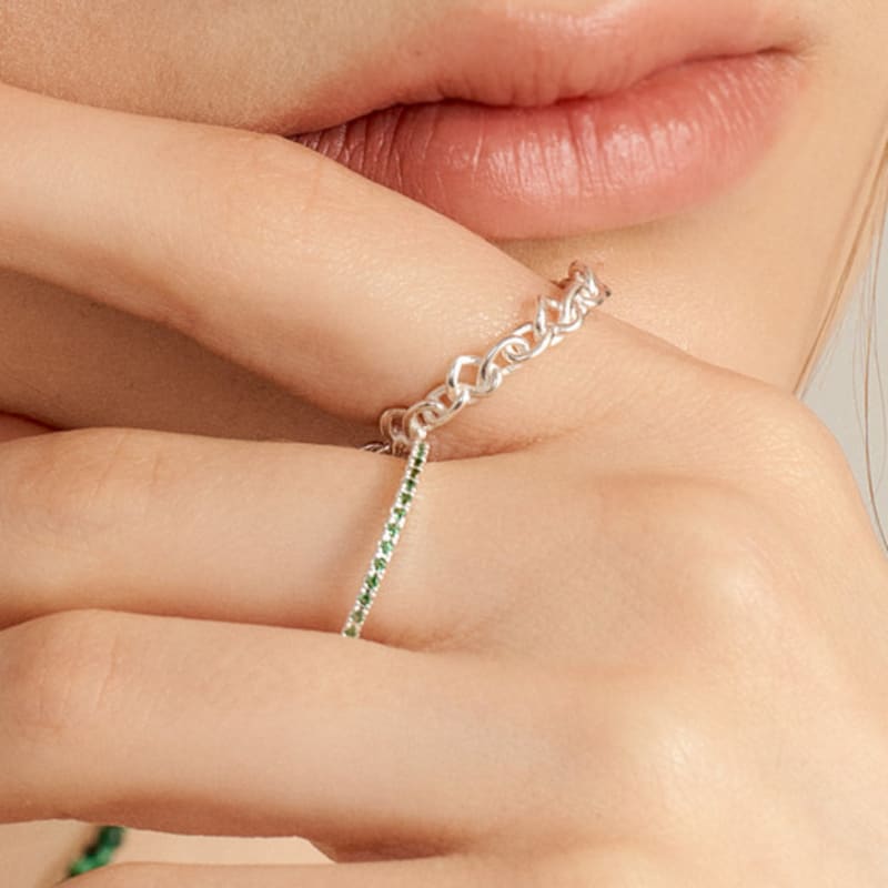 UNI.J [Ir253]Green Sleek Pave Silver Ring