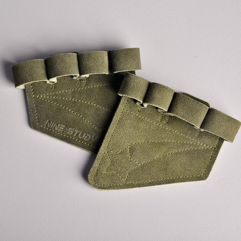 Weight Lifting Palm Dumbbell Grips Pads Men Women Cross Workout Anti-Skid Training Gloves Gym Fitness Sports Hand Protector