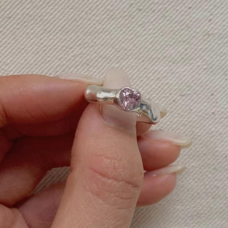 Contemporary Heart Pink Shaped Zircon Ring For Women Perfect For Casual Fashion And Style