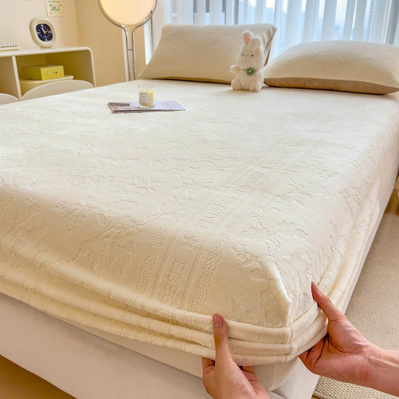 Winter thickened small fresh carved milk fleece fitted sheet flange coral fleece mattress protective cover
