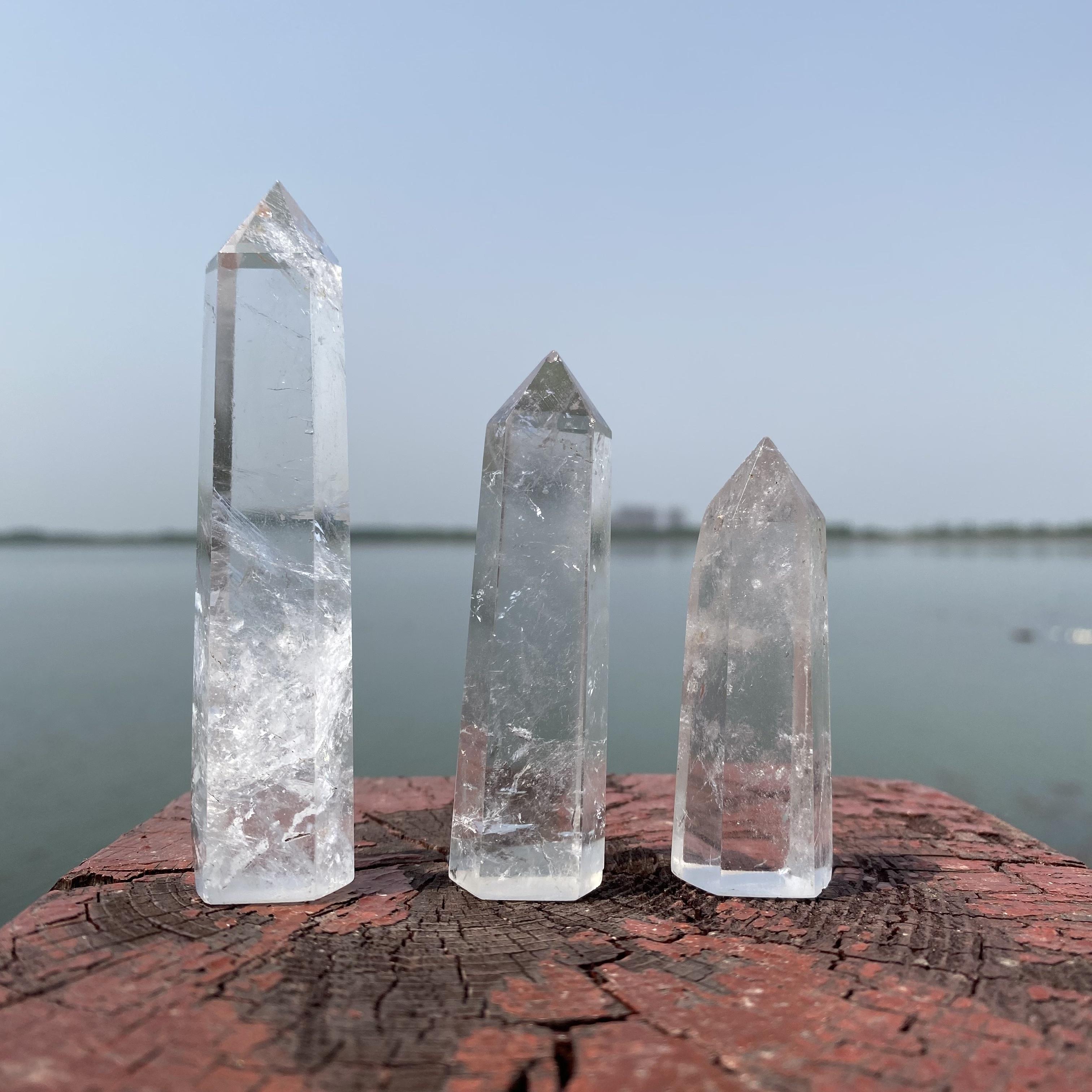 1 pc Natural Clear Quartz Crystal tower point - Hexagonal Prism Stone For Home Decoration, Clear And Polished, Classic Style Crystal Decoration.