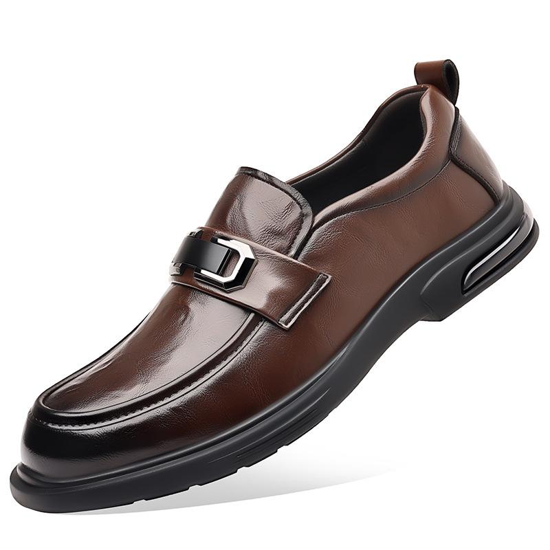 Cowhide loafers men's summer 2025 new trendy men's leather shoes one pedal formal business casual men's shoes