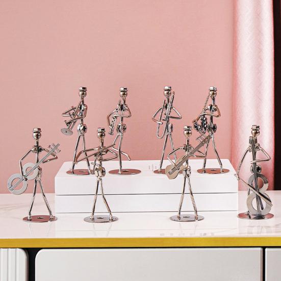 Decorative Ornament Electroplating Process Shooting Props Iron Metal Band Man Handicraft Decoration for Gift
