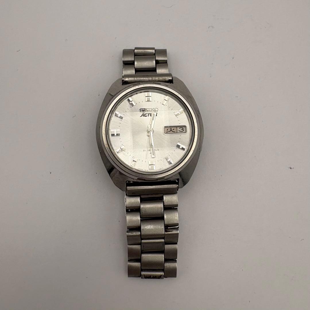 

[USED] Seiko ACT 1 Silver Watch 7019-7350