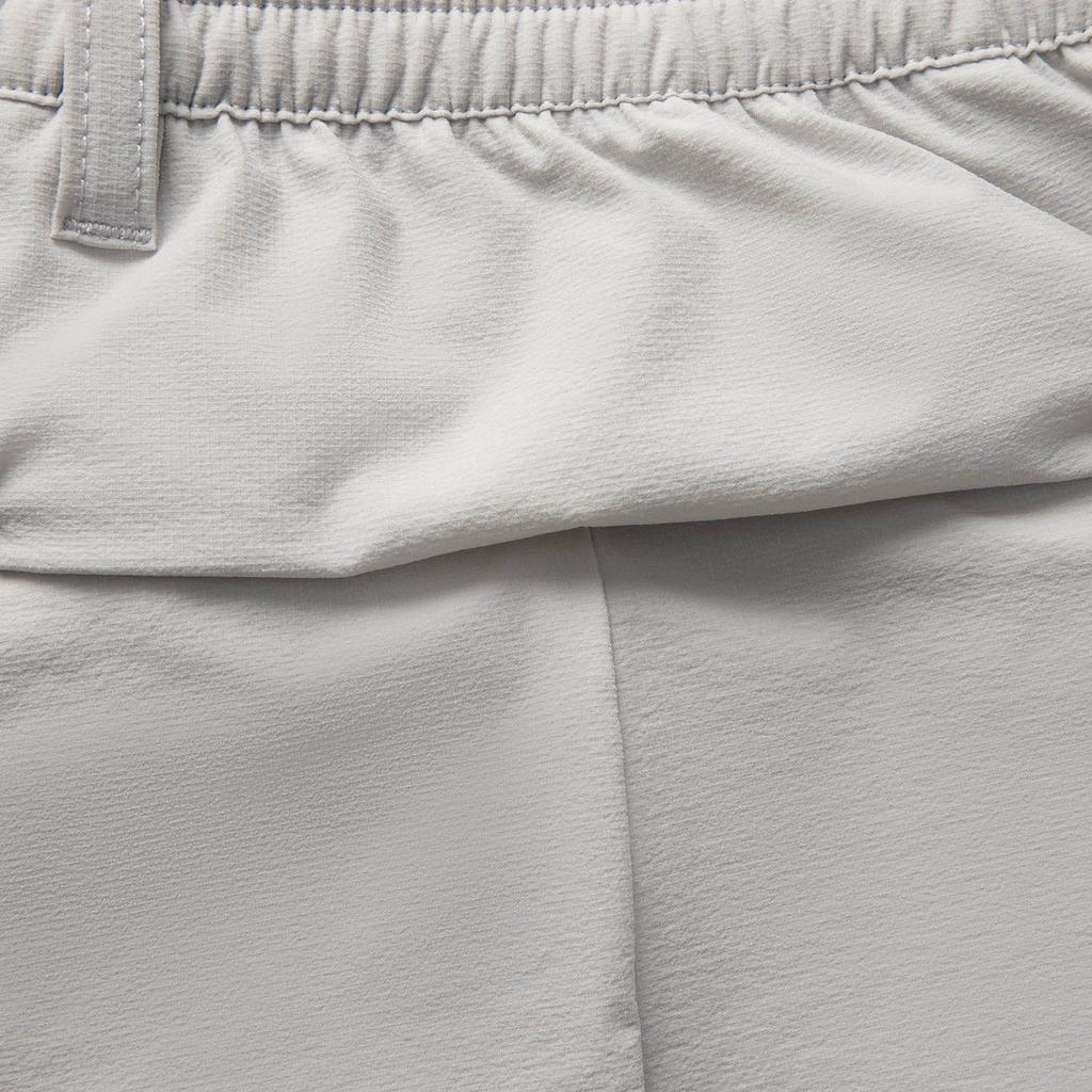 Li Ning Wade Series Comfortable Solid Color Versatile Sports Shorts Men shorts Light-Gray AKSV561-3