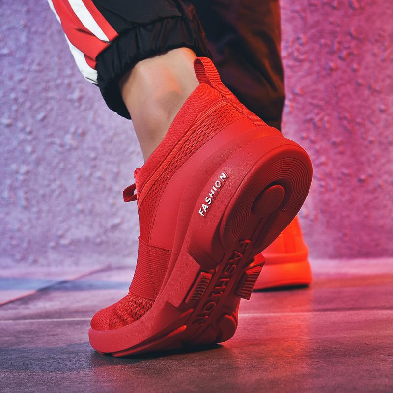 Fashion Lightweight Men Sneakers Mens Casual Shoes Running Shoes Breathable Slip On Wear-resistant Men Loafers Zapatillas Hombre