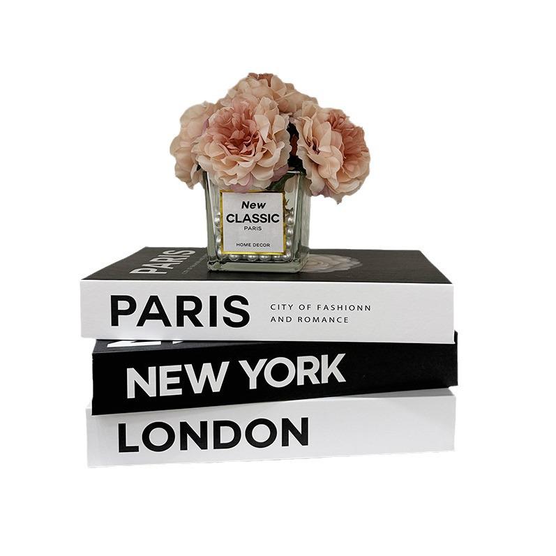 Einfaches englisches Simulationsbuch, Bastelornamente, dekorative Buchmodell-Requisiten für Café, Hotel, Arbeitszimmer – weiches und realistisches Aussehen