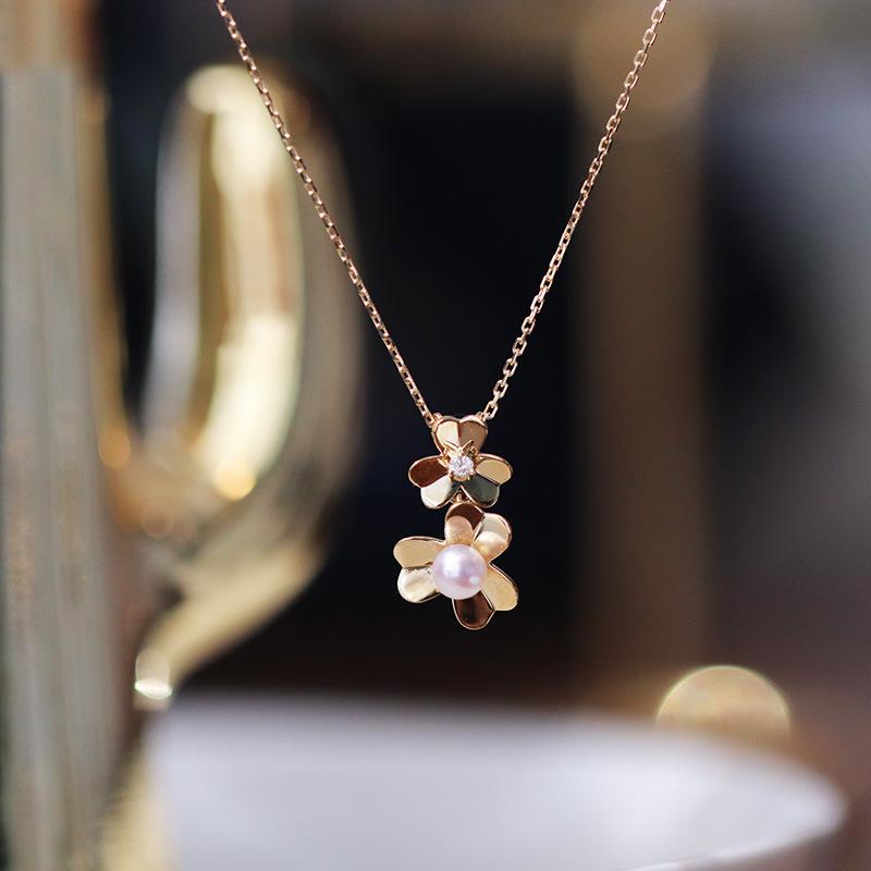 

S925 Sterling Silver Minimalist Flower Pendant Necklace for Women 925 Silver