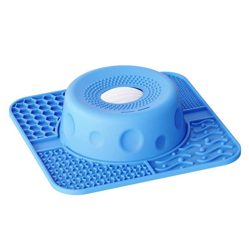 New Design Silicone Dog Slow Feeder Liquid Treats Bowl with Lick Ball Interactive Large Capacity Non-Slip Pet Feeding Bowl Mat