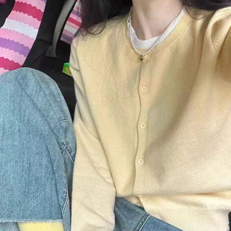 

Autumn bottoming shirt with contrasting color fake two-piece knitted sweater lazy wind long-sleeved sweater jacket women One size