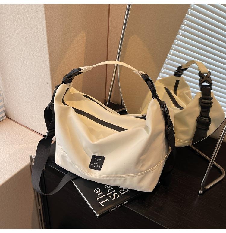 Canvas tote bag casual and simple 2025 spring and summer trend texture shoulder bag travel messenger bag
