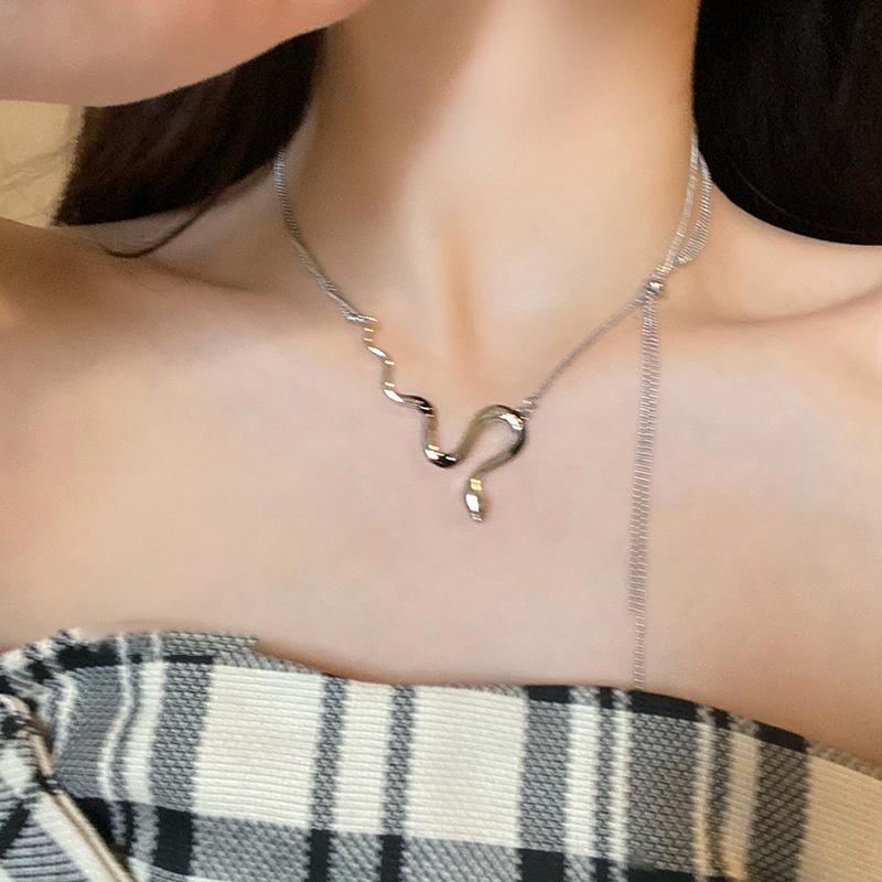 Snake Pendant Double-layered Chain Necklace For Women Couple Trendy Personality Hip Hop Simple Birthday Jewelry Gifts CDN