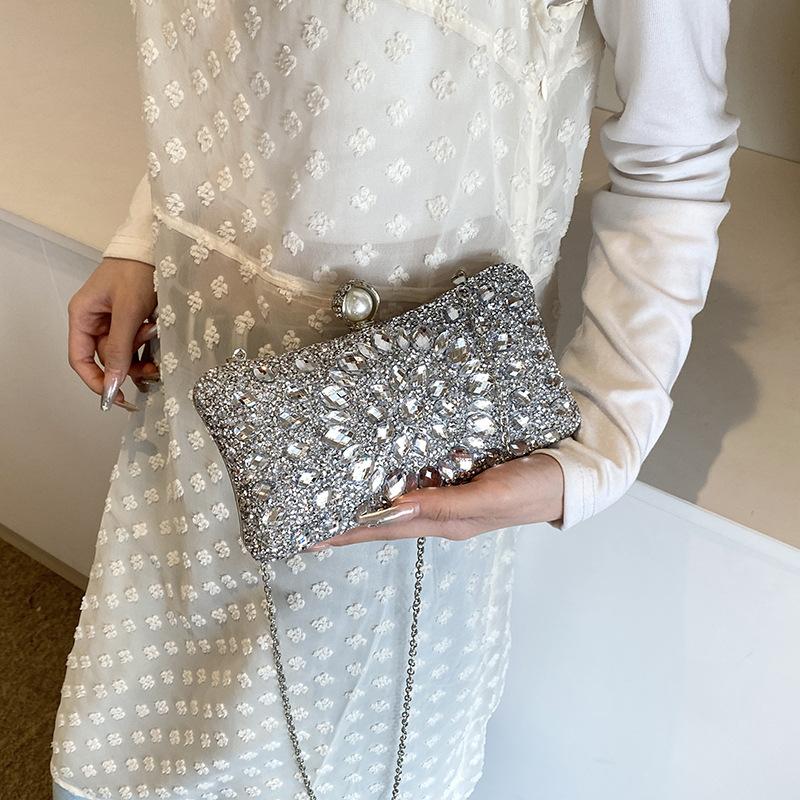 Bag women's bag 2025 new European and American fashion colored diamond foreign style shoulder bag ins texture messenger chain box bag