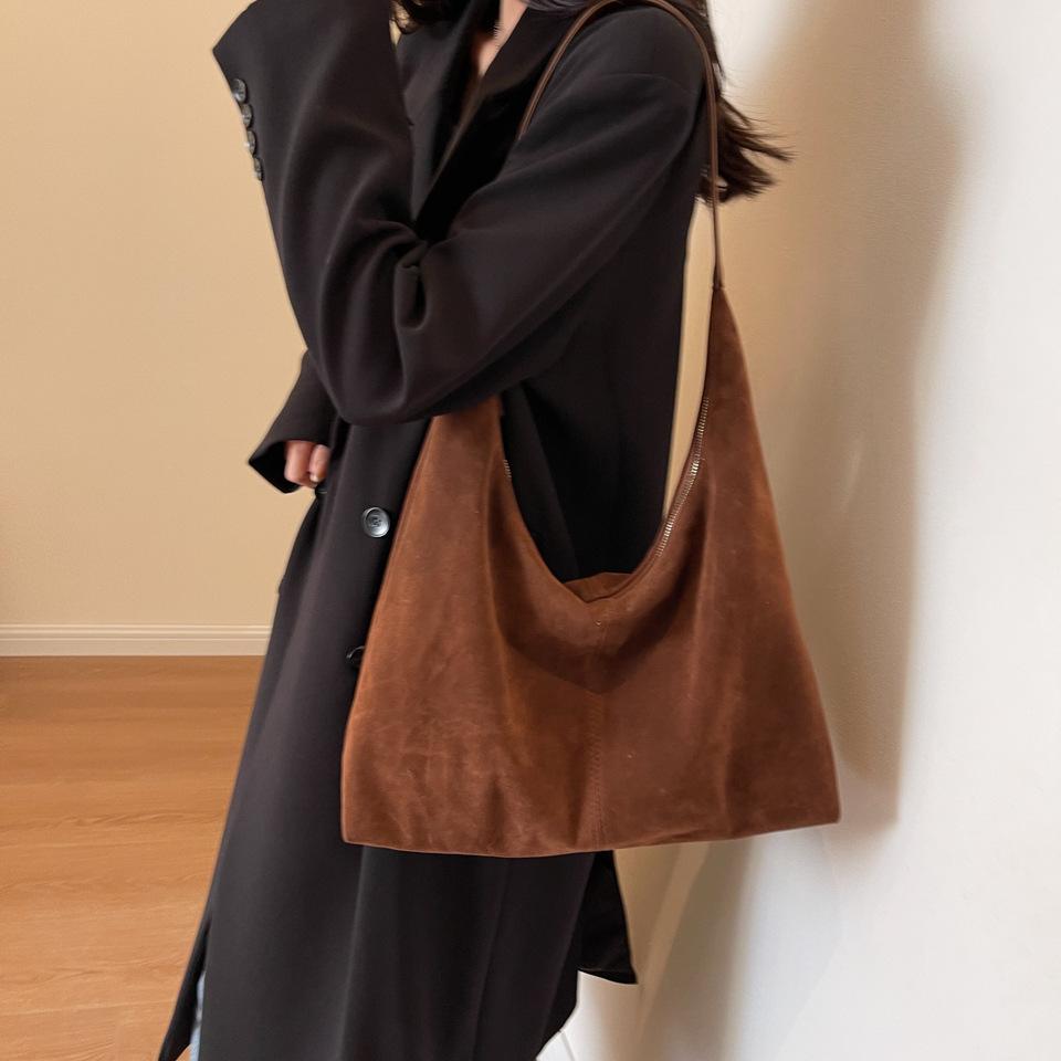 New women's bag Maillard style deerskin suede tote bag retro shoulder matte armpit bag