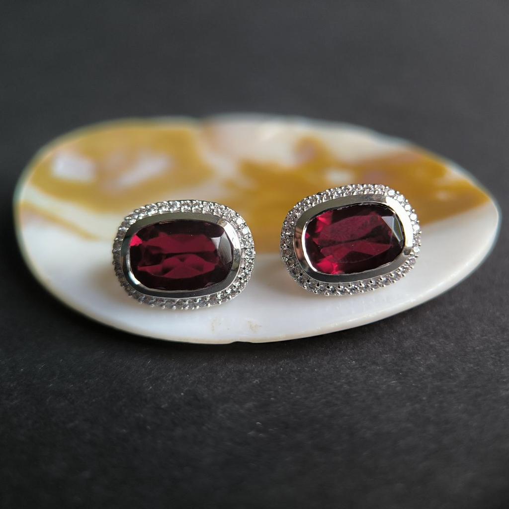 Серебряные серьги с искусственным гранатом nano 7.328ct, фианитами (60002308)