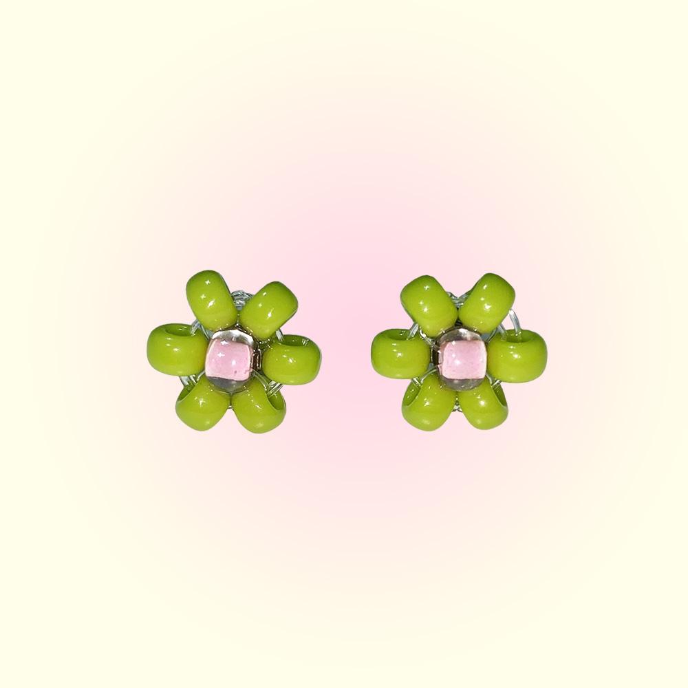Love Or Not Muscat Green Flower Beads Earring