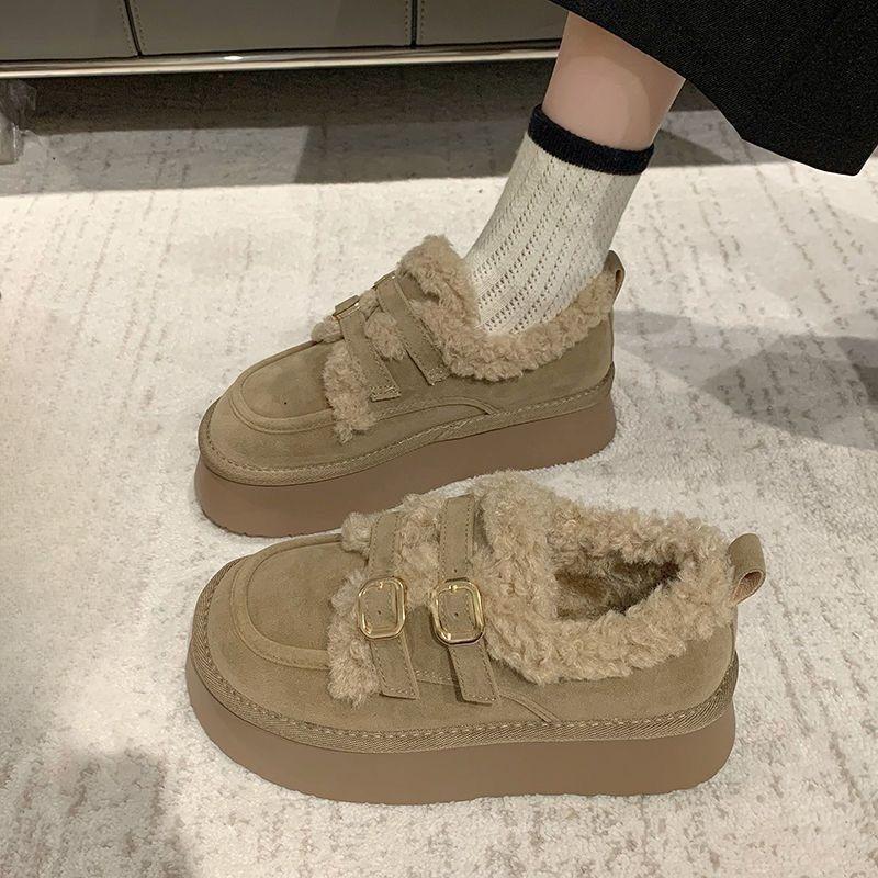 

Новый стиль обуви на толстой подошве моден. Ленивые люди могут носить обувь из снежного хлопка и ретро-флисовую обувь 40 коричневый