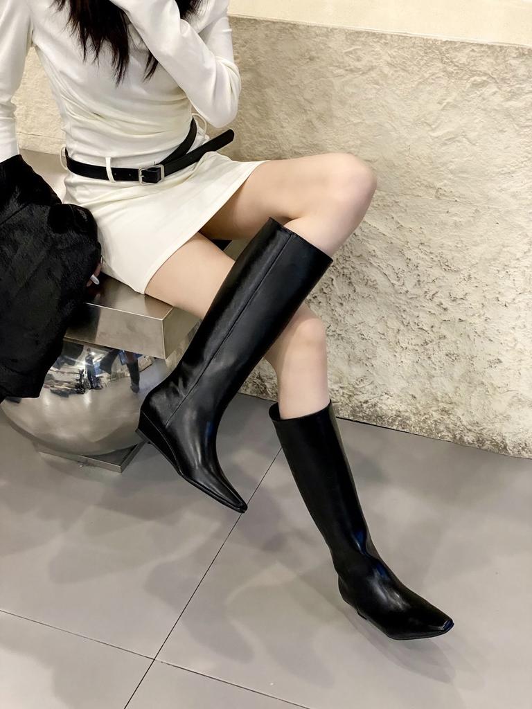 2025 Autumn New Minimalist Slope Heel Thin Versatile Square Head High Heel Boots