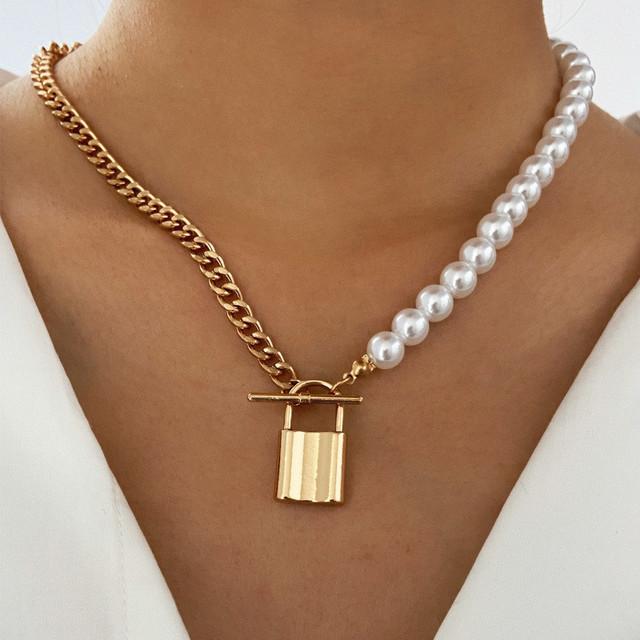 Fashion Chain Pearl Necklace for Women Baroque Pearl Metal Charm Pendant Necklaces Choker Snake Chain Jewelry Gold Silver Color