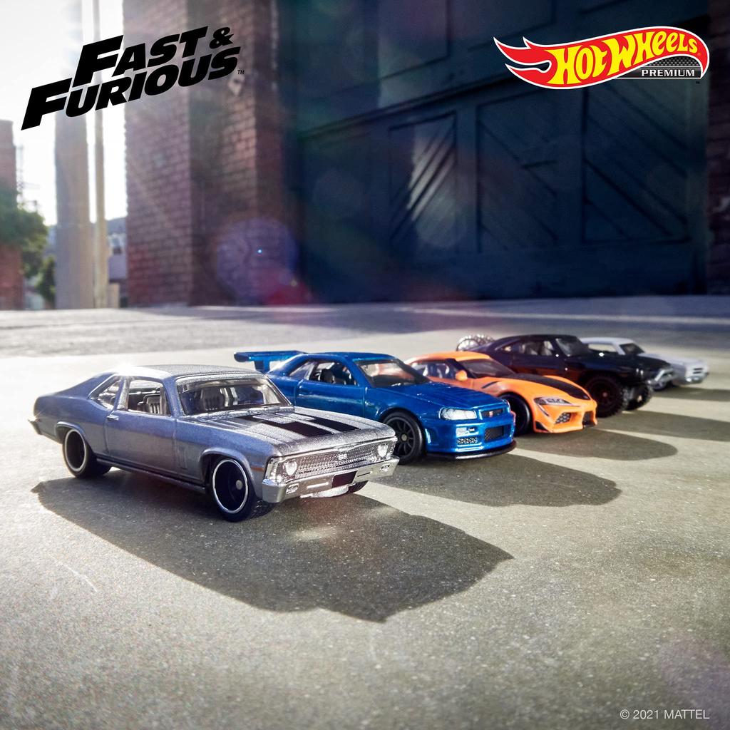 Hot Wheels Fast & Furious Premium - Fast Superstars '70 Chevy Nova SS GRK50 Argintiu
