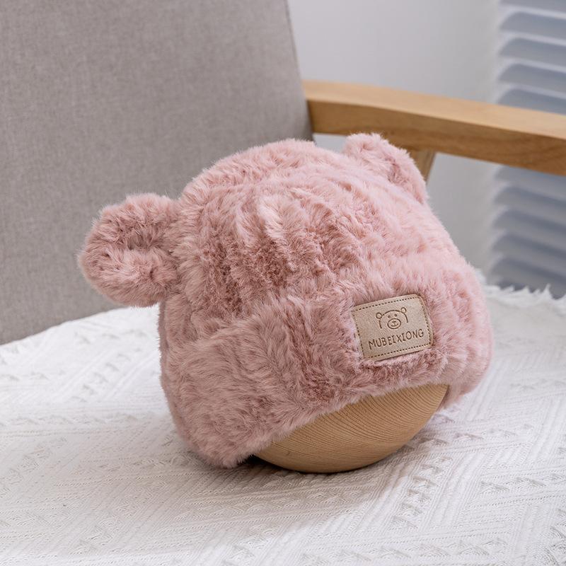 New autumn and winter children's hats cartoon bear plush hats men's and women's treasures outdoor windproof warm knitted hats