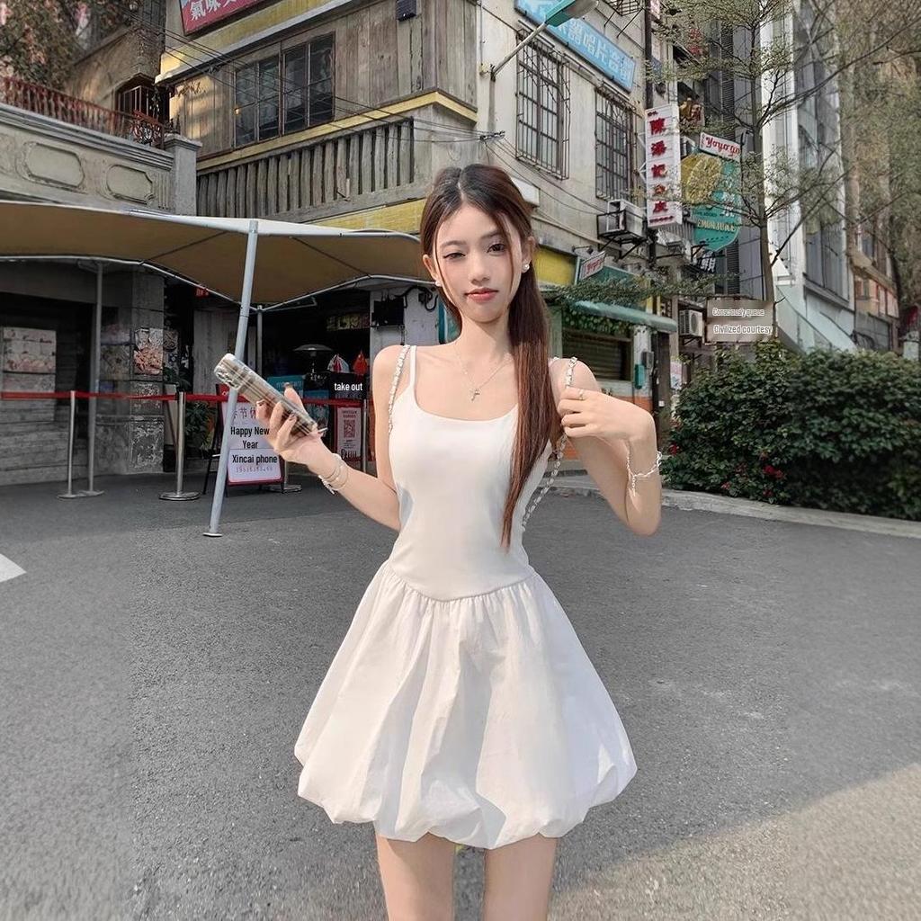 Women's Ballet-Style White Camisole Dress, Summer 2025, Waist-Cinching, Slimming Design, Bud Skirt, Short-Length.