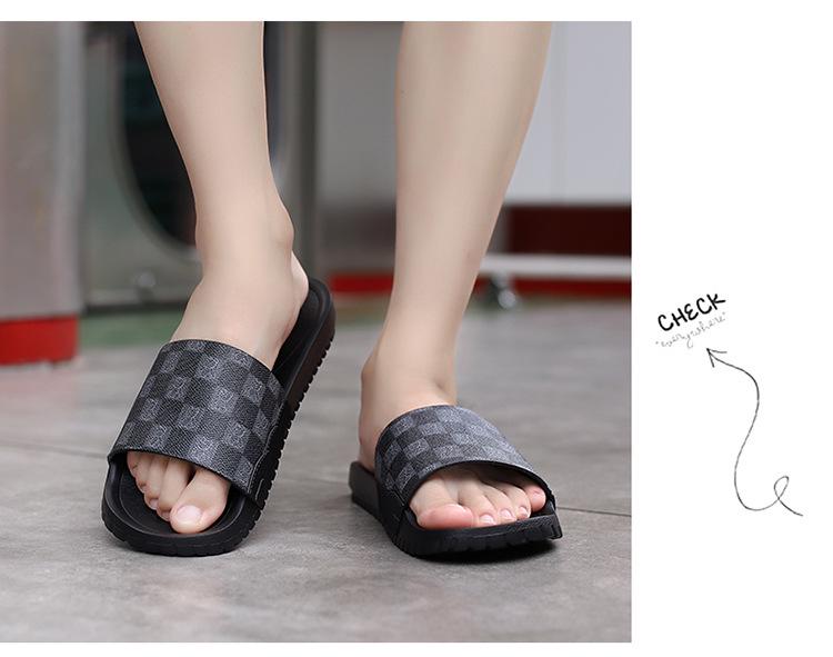 Men's 2024 Genuine Leather Non-Slip Outdoor Beach Slippers - Trendy Single Strap Design