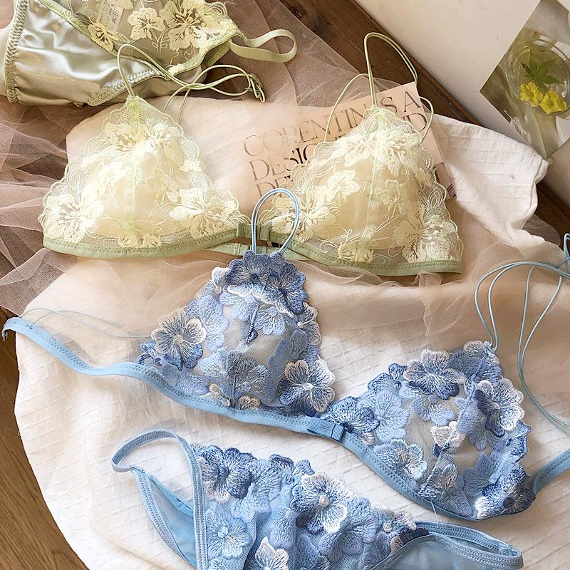 Frauen Sexy Dreieck Tasse Dessous Französisch Ultra Dünne Spitze Blumen Stickerei BH Set Junges Mädchen Gepolsterte Büstenhalter und Höschen Sets