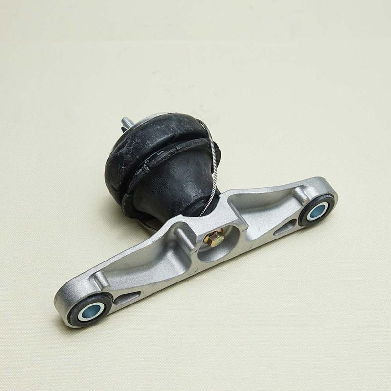 31359635 Automobile Engine mounting pad (right) For Volvo C30 S40 V40 V50 2006 2007 2008 2009 2010 2011 2012 31277073 Auto Part