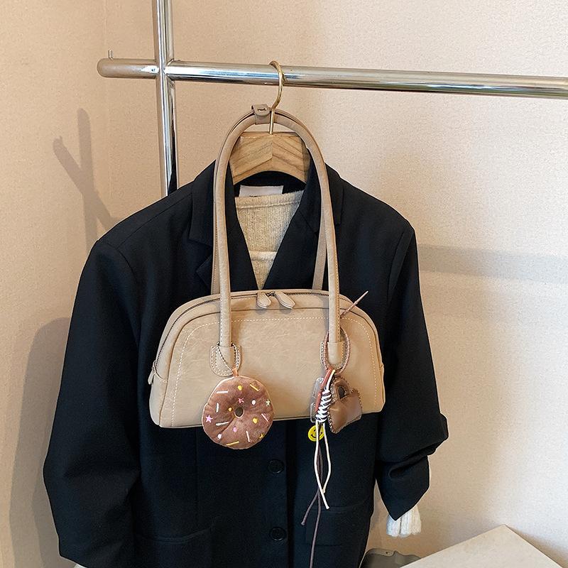 Vintage niche suede bag women's 2025 new messenger bag autumn and winter versatile single shoulder underarm bag pillow bag