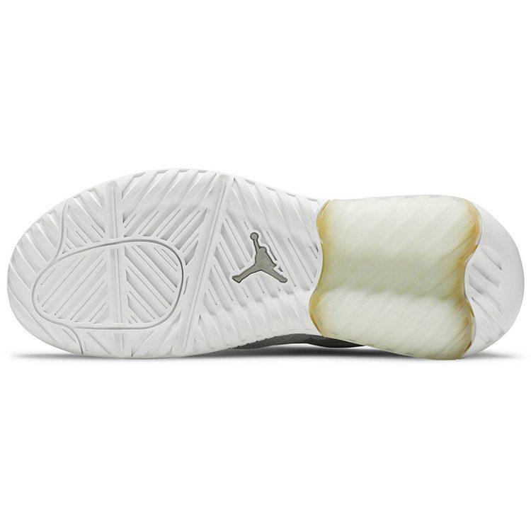 Jordan Max 200 Triple White CD6105-101