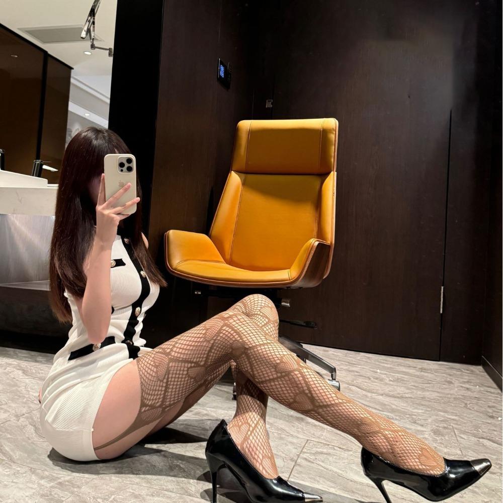 Hollow Out Fishnet Stockings Sexy Female Stockings Fashion Suspender Pantyhose