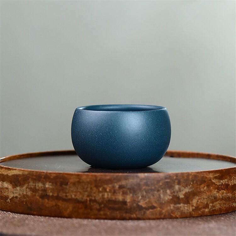 2 ks/sada Yixing Raw Ore Purple Clay šálek na čaj Meditační šálek Boutique Ručně vyráběná čajová mísa Master Čajový šálek Čínská čajová sada Zisha 50ml