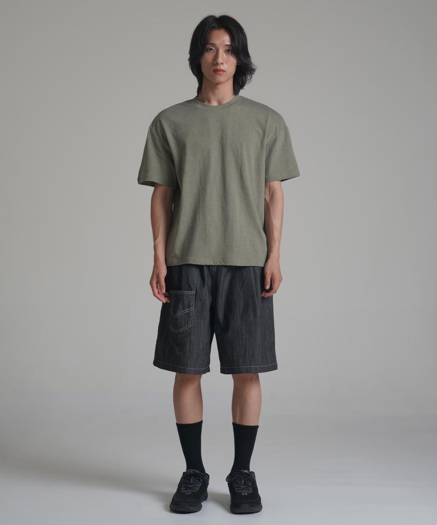 Noming Denim One-Pleat Pocket Wide Bermuda Shorts - Black
