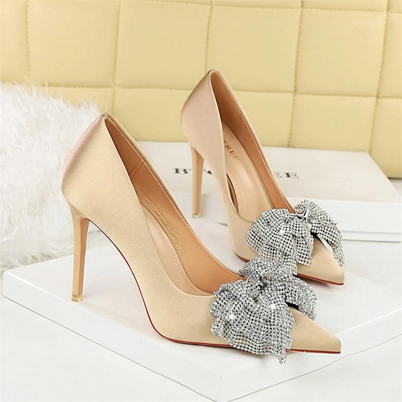 Eleganti Scarpe con Tacco Alto da Donna Stile Banchetto Scarpe Singole Fiocchi di Strass Bocca Bassa Tacco Alto Punta Appuntita Tacco Sottile Super