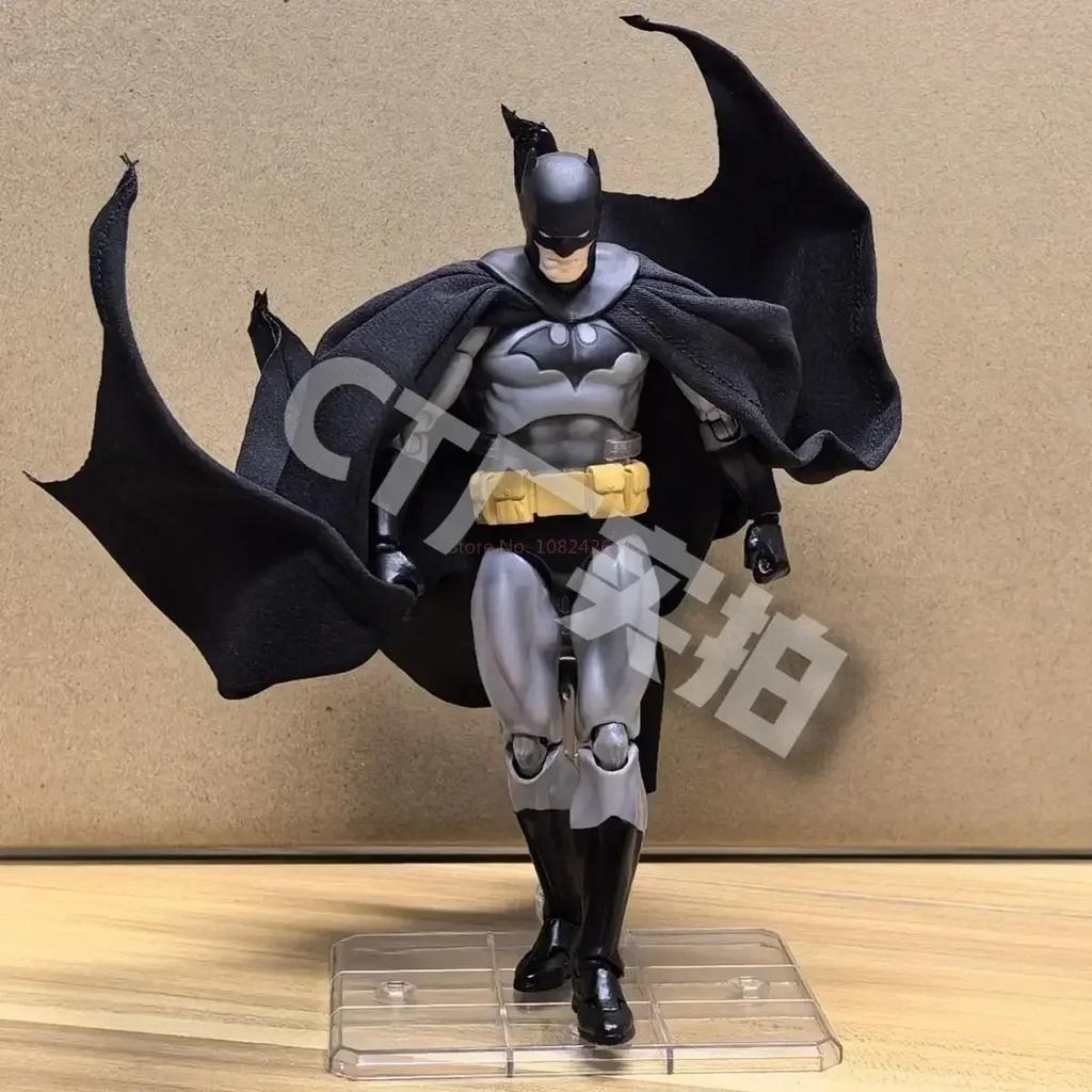 LATEST CT Playthings Hush Batman Mafex 126 Action Figure Batman DC Justice League Figurine The Dark Knight Collection Kid Toy Present