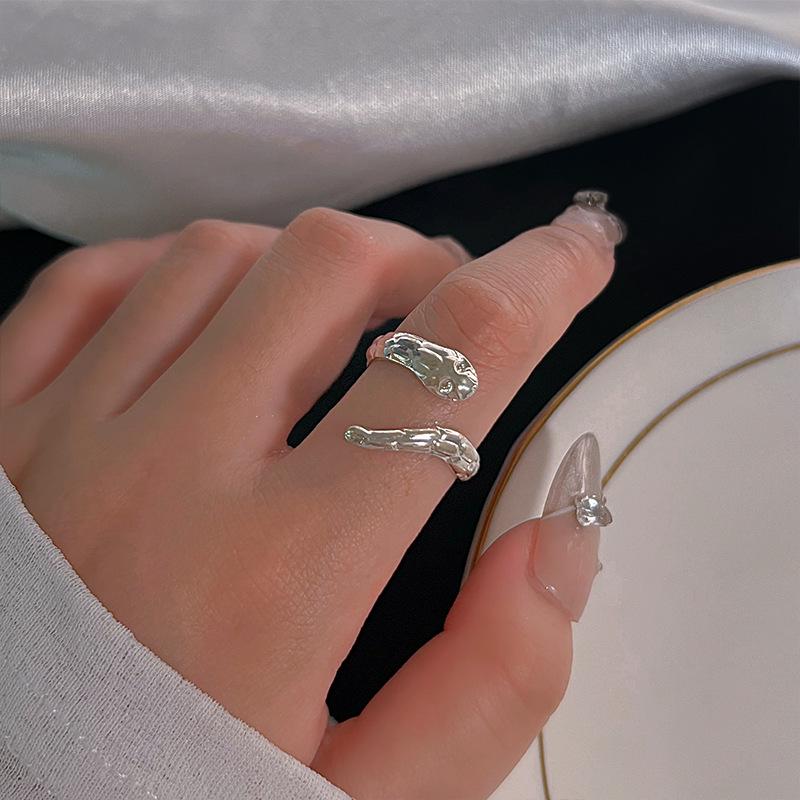 Sterling Silver Floral Ring for Women - High-End Open Joint Design for Autumn/Winter