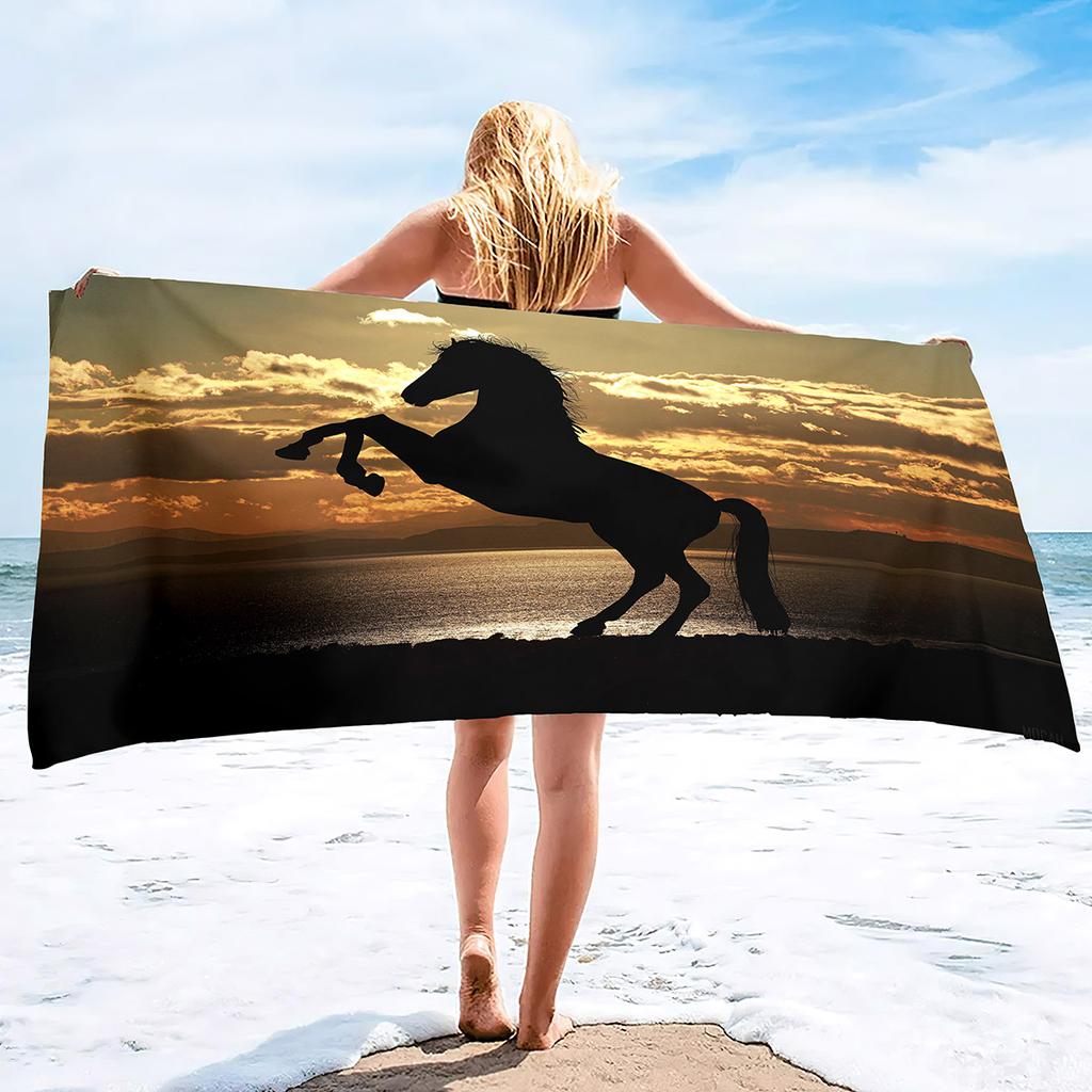 Horses Print Super Soft Beach Towels Oversized Microfiber Bath Towels Quick Dry Absorbent Towel for Adults Men Women Boy Girl
