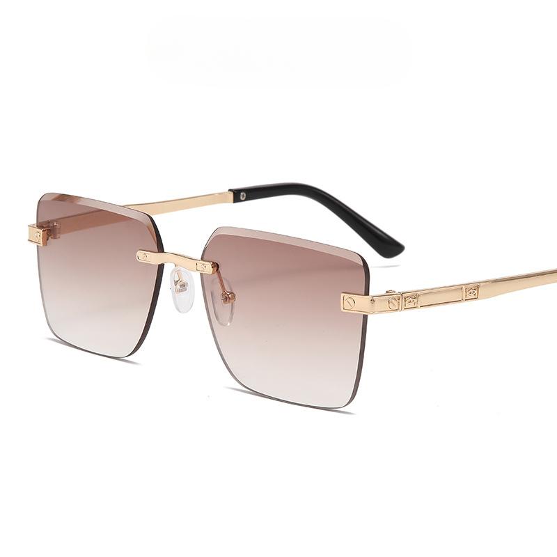 

Новые солнцезащитные очки в крупной оправе. Безрамочные онлайн-солнцезащитные очки для уличных знаменитостей. Персонализированные высококачественные солнцезащитные очки. UV400