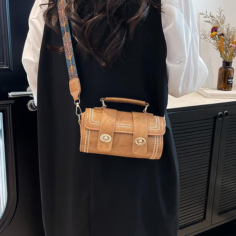 Retro Handbag Tubular Bag Simple Women's Commuter Shoulder Bag Fashion Trendy Crossbody Bag Minimal Tote Bag