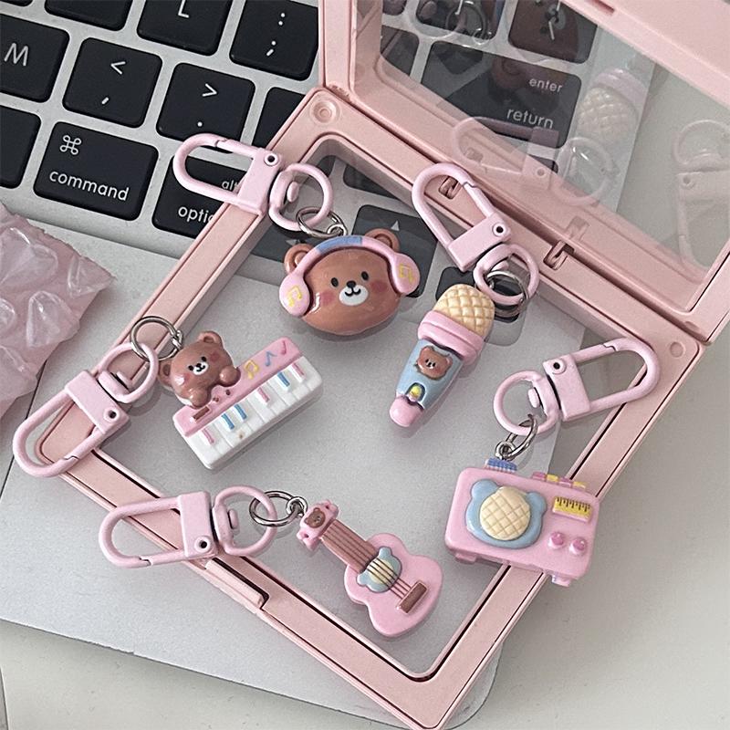 Kawaii Bear Keychain Cartoon Earphone Shell Pendant School Backpack Pendant Decoration Kid Toy Gift