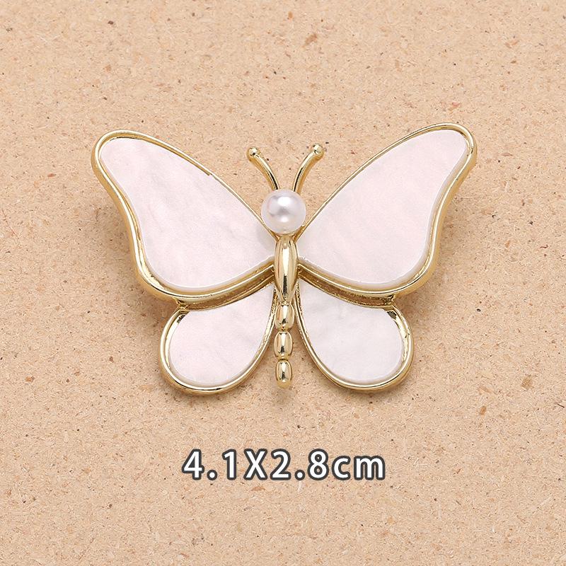 Elegante Broche de Borboleta de Pérola: Broche Versátil Anti-exposição para Vestuário Feminino da Moda
