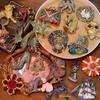 SKEDS Exquisite Large Size Vintage Brooch Rhinestone Exaggerated Butterfly Flower Animal Brooch Dinner Party Jewelry Accessories