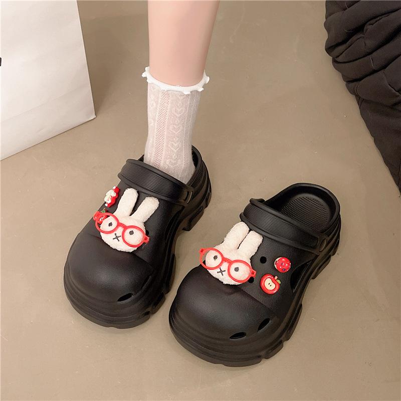 Thick-soled Muffin Hole Shoes Women's Outer Wear 2025 Summer New Soft-soled Breathable Heightening Baotou Beach Cool Slippers Women
