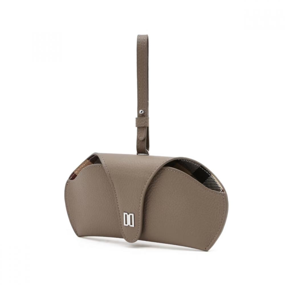 Daks Beige Dd Logo Cowhide Glasses Case Dcho6e271i3 Single option