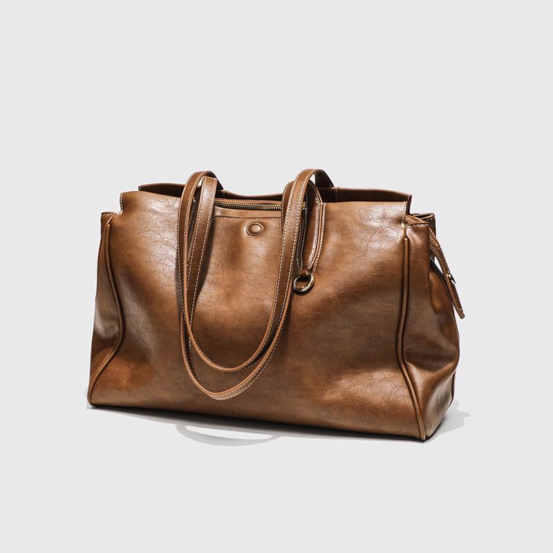 2025 Autumn/Winter High-End Retro Single Shoulder Tote - Large Capacity Commuter Handbag for Women